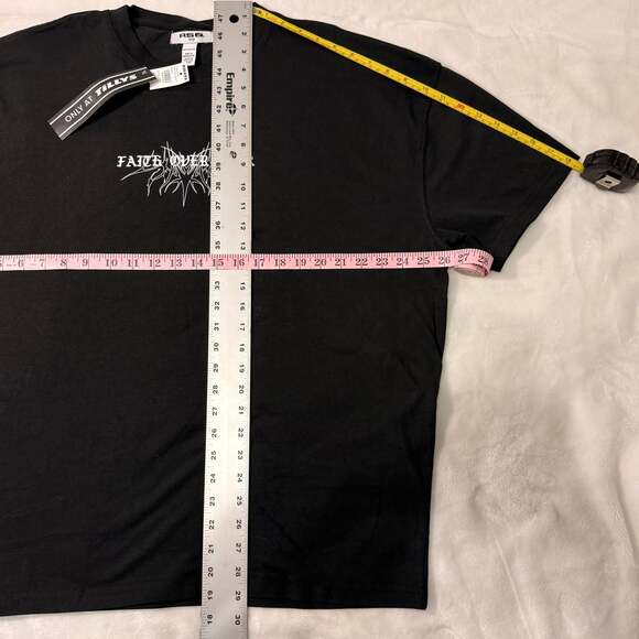 RSQ Mens Faith Over Fear Oversized Tee - BLACK - L - Picture 4 of 4